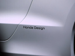 Photo - HONDA CR-Z Concept Honda Design Logo