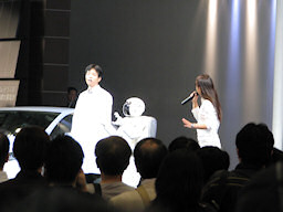 Photo - DENJIRO Lecture with ASIMO